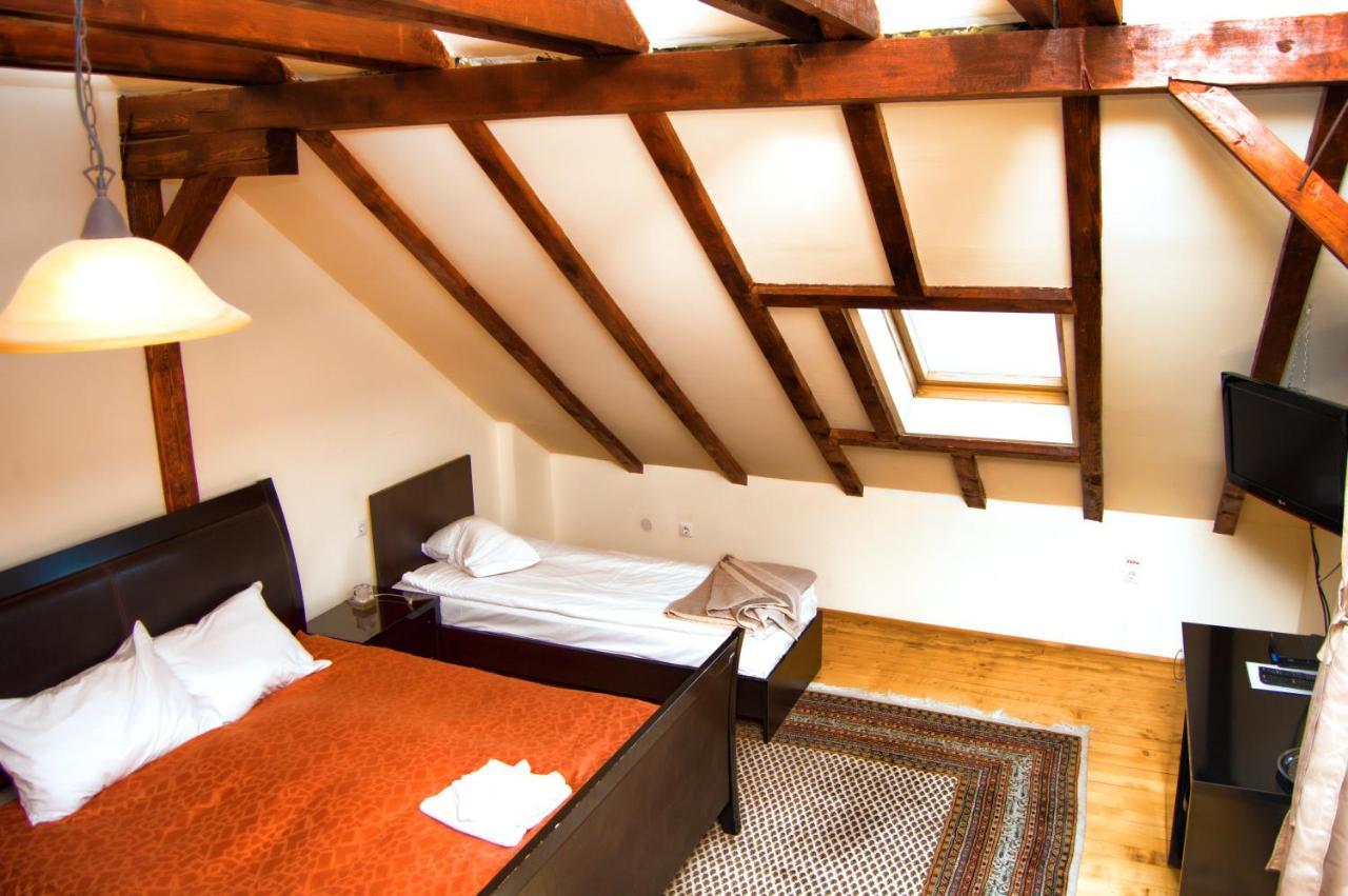 Pension Bavaria Brașov Cameră foto